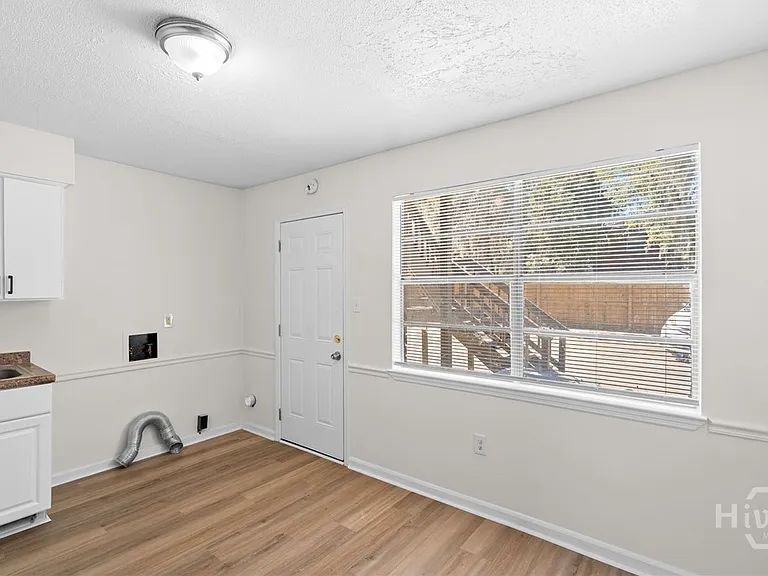 2511 Oak Forest Dr #A — Photo 6