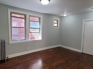 6417 N Albany Ave #1E, Chicago, IL 60645