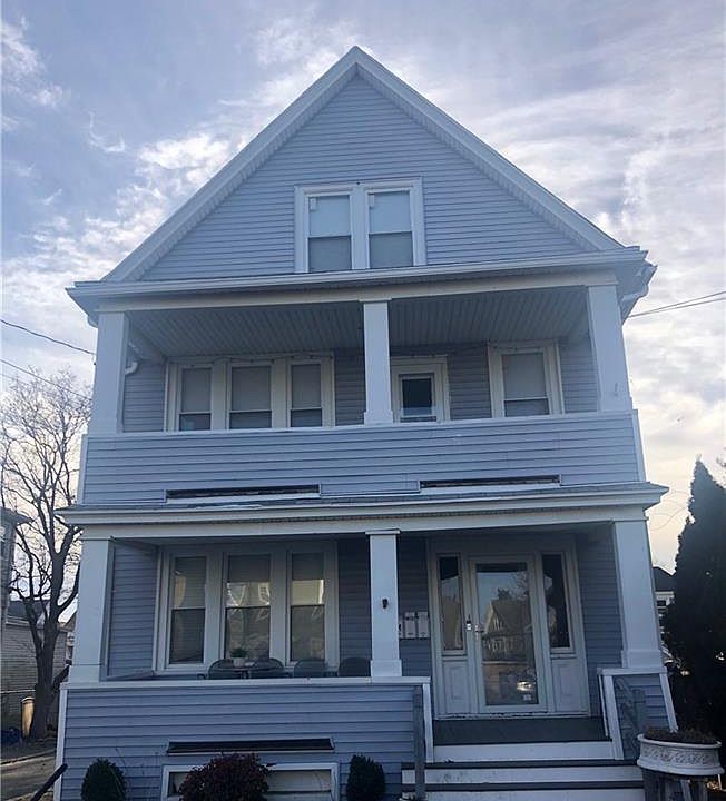 37 King Street