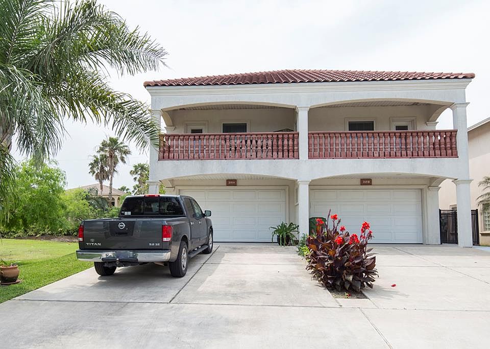 1st image of 215 W Cora Lee Dr #A