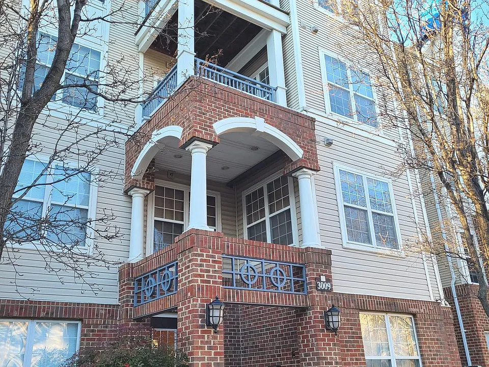 3009 Nicosh Cir #4303