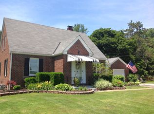 24 Cross St, The Plains, OH 45780