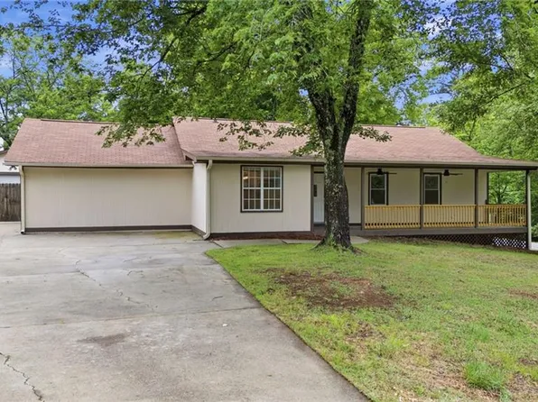 4128 Worth St NW, Acworth, GA 30101