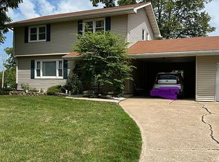 714 N 12th St, Chariton, IA 50049
