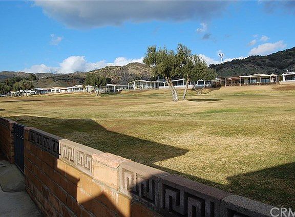 Beautiful golf course and mountain views from your back