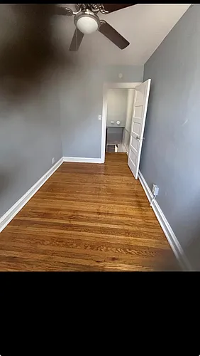 122 N Carol Blvd Photo 1