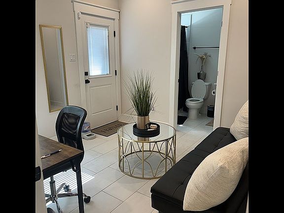 5th image of 5329 Donovan Gardens Ln