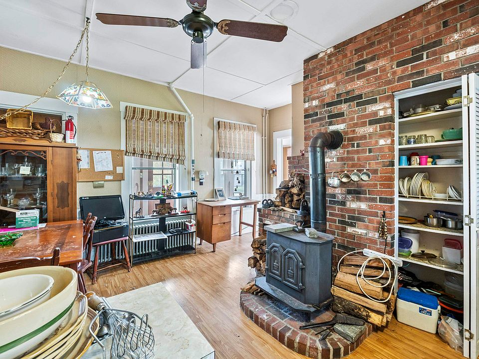 155 School Street, Berwick, ME 03901 Zillow