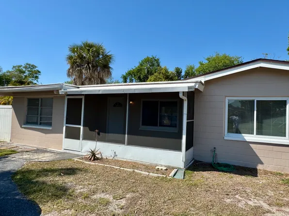 10467 52nd Ave N, Saint Petersburg, FL 33708