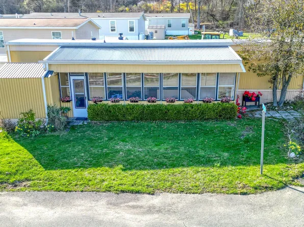 301 3rd Avenue, Middletown, NY 10941