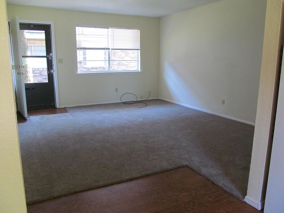 2nd image of 1900 E Okmulgee Ave #6
