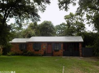 228 Seminole Ave, Fairhope, AL 36532