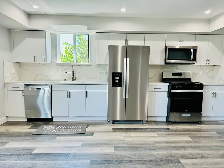 1301 N Kingsley Dr #19 — Photo 18