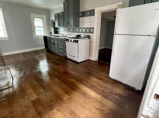 215 Front St FLOOR 2, Schenectady, NY 12305