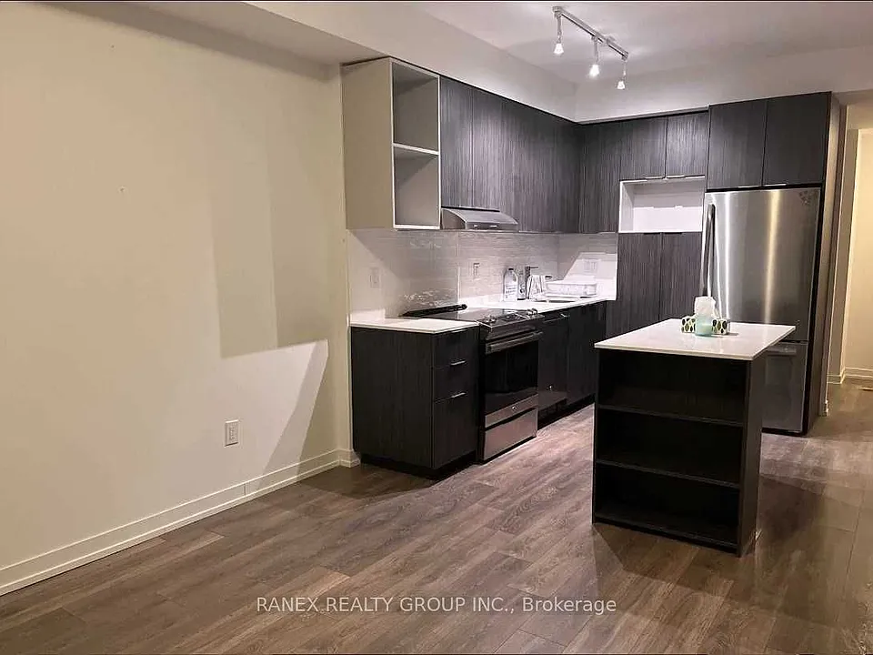 2520 Eglinton Ave W #1818