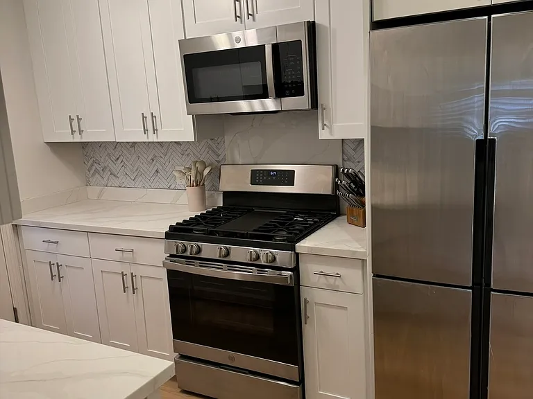 435 Filbert St #Z — Photo 6