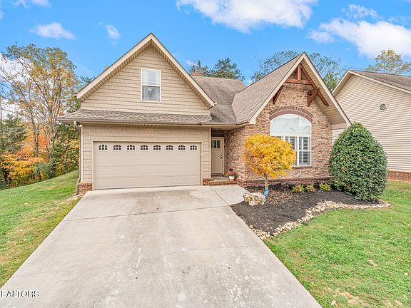 3rd image of 8305 Shoregate Ln