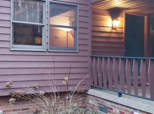 1536 Tyrone Rd, Morgantown, WV 26508