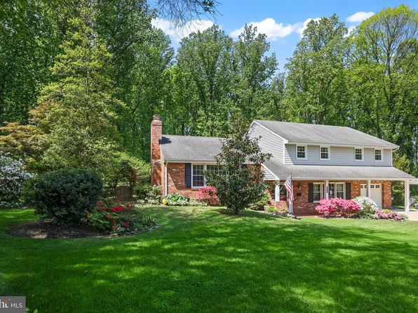 6720 Deland Dr, Springfield, VA 22152