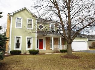 223 Lombardy Ln, Oswego, IL