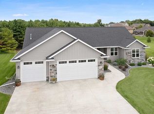 W6726 Prescott Dr, Greenville, WI 54942