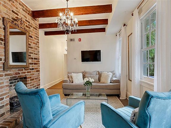 4th image of 1416 Bourbon St APT 3