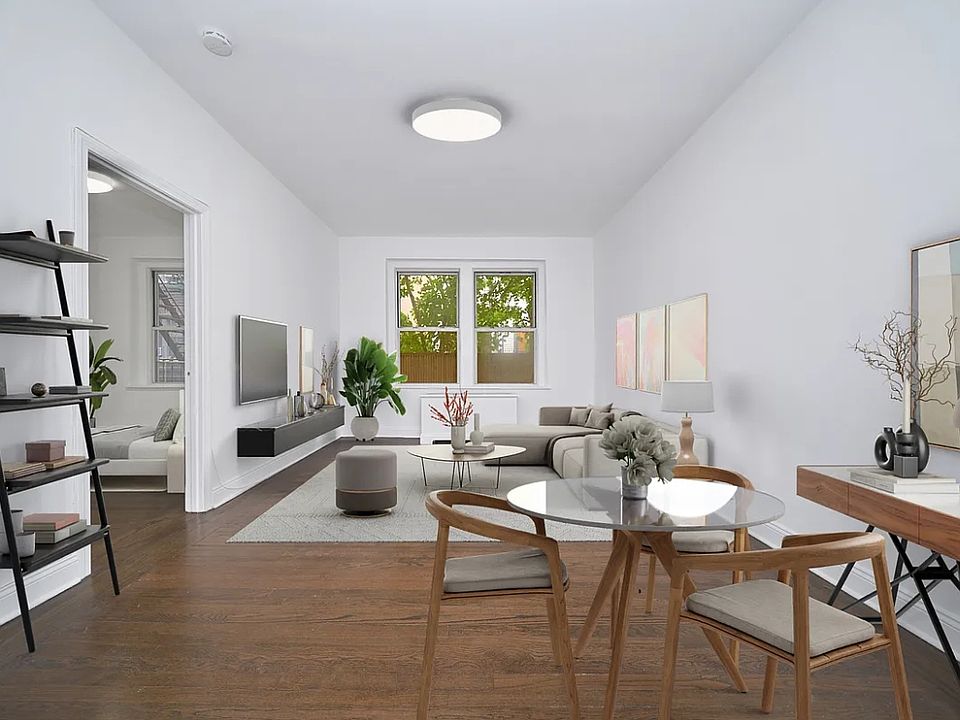 1st image of 136 Hicks St APT 4