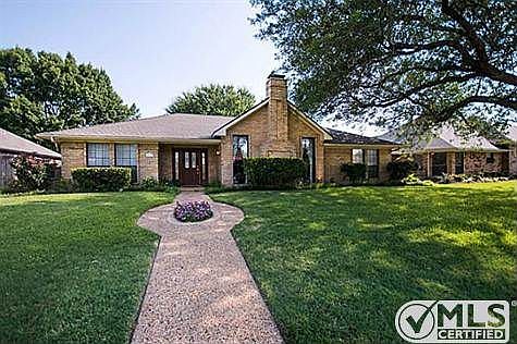 1st image of 3617 Interlaken Dr