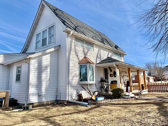 4th image of 402 W Jefferson St