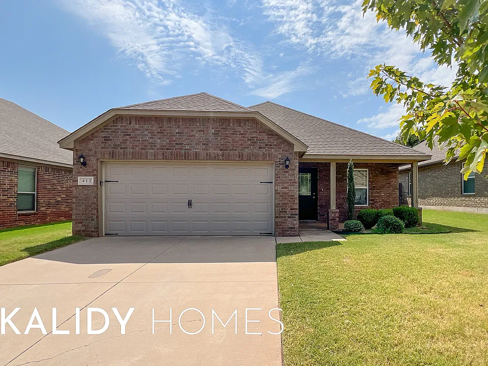 412 Nathan Way
