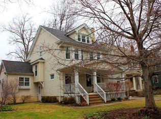 2947 Coleridge Rd, Cleveland Heights, OH 44118