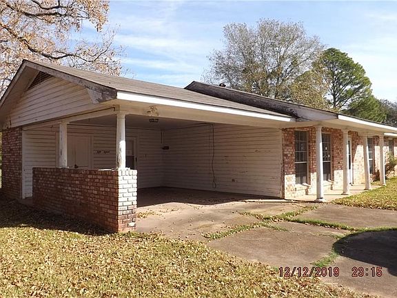 3rd image of 5015 Blanche Dr