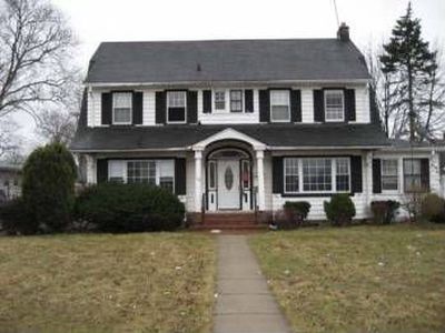 528 Front St, Hempstead, NY, 11550
