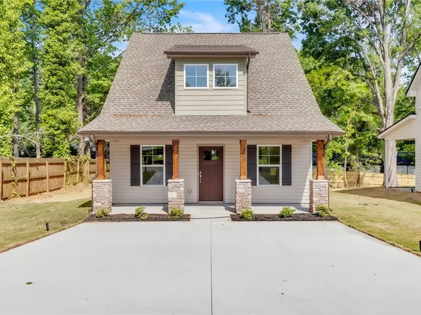 218 Saluda St, Belton, SC 29627