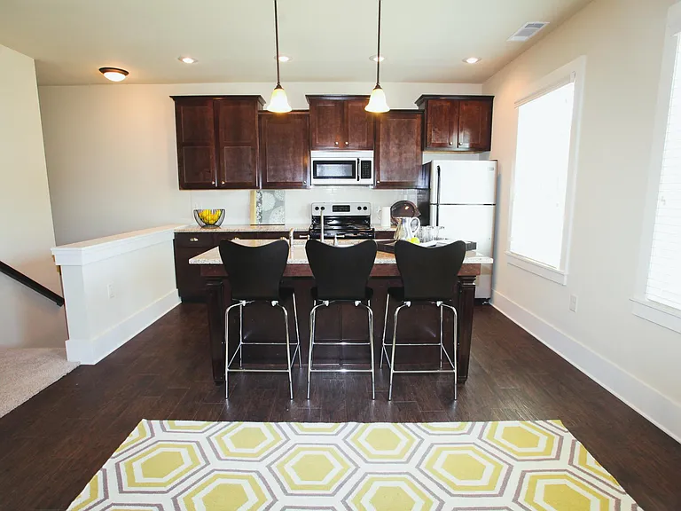 1950 Harkrider St #9 — Photo 4