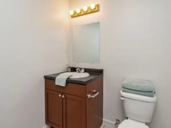 Grandview Meadows, 4251 Grandview Ave #4313, Des Moines, IA 50317