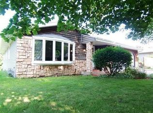 8024 S 66th St, Franklin, WI 53132