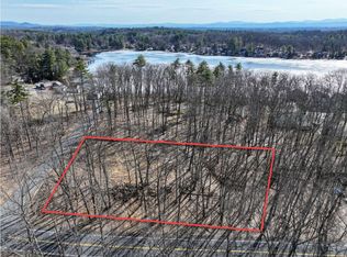 8 Nacy Rd, Queensbury, NY 12804