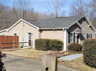 9650 Reynolda Rd, Tobaccoville, NC 27050