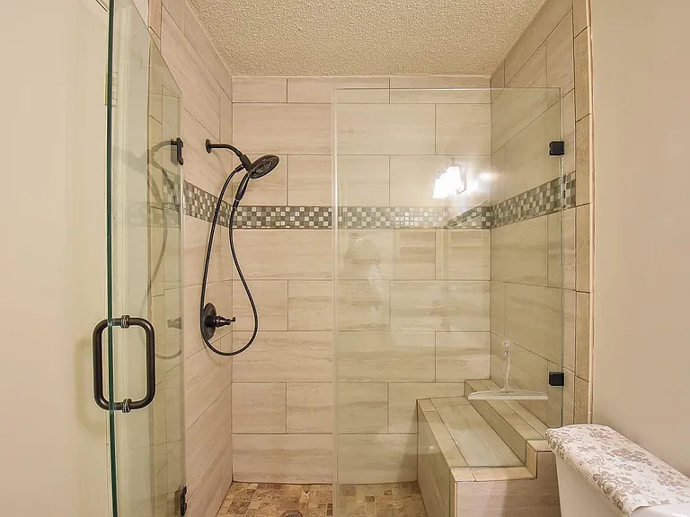 800 Country Place Dr #101 — Photo 22