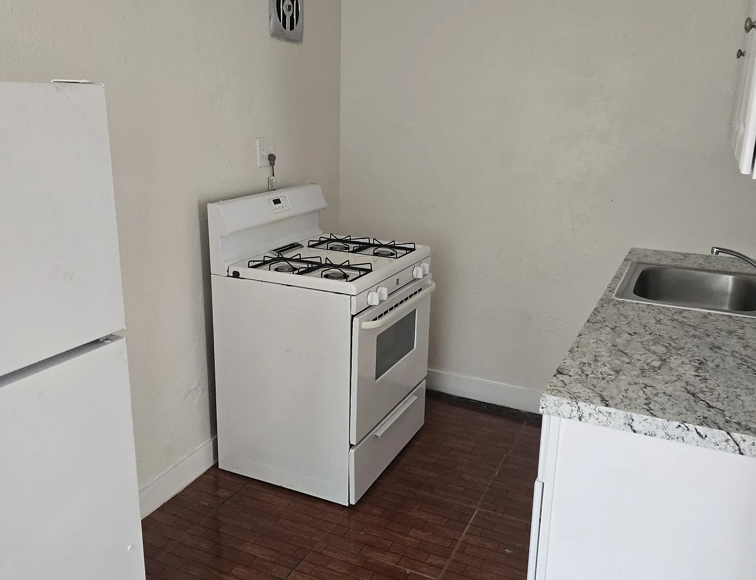 1 bed, 600 sqft, $1,400 — Photo 4