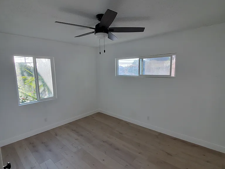 14500 Orange Ave #14502 — Photo 12