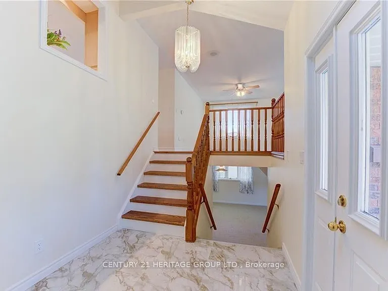 184 Hull Rd — Photo 2