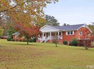 104 Beacon Ln, Cameron, NC 28326