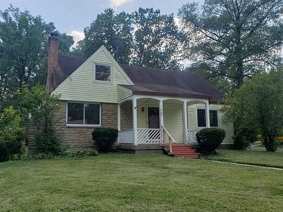 5th image of 1347 Teakwood Ave