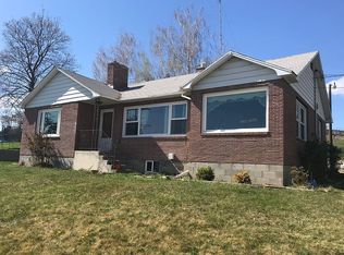 1016 W Riverside Ave, Sunnyside, WA 98944