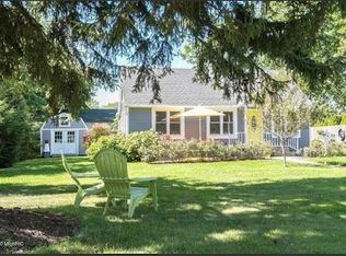 22 S Barker St, New Buffalo, MI 49117