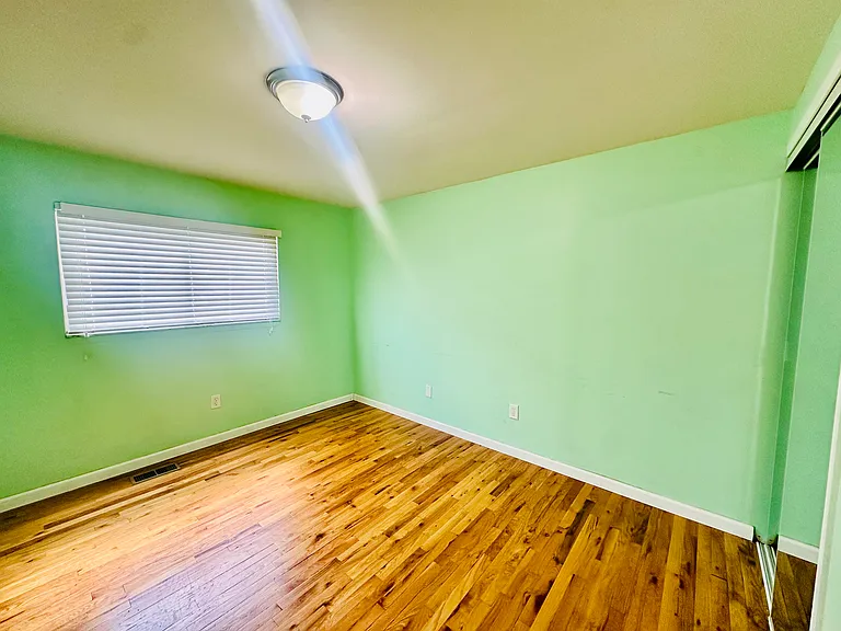 39326 Roland Dr — Photo 18