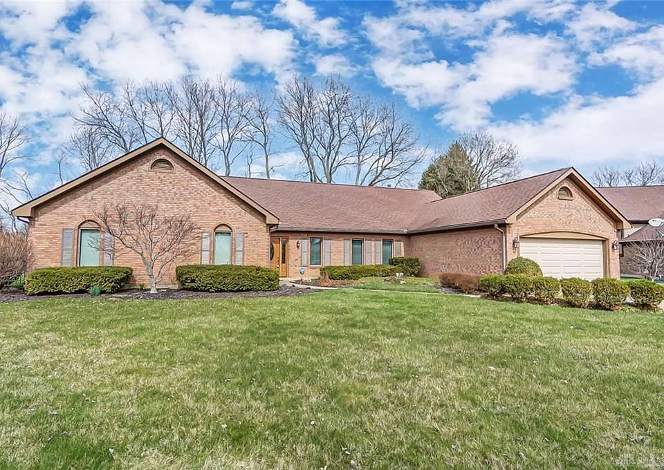 1st image of 233 Catalpa Ct