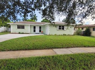 4460 NW 4th St, Plantation, FL 33317